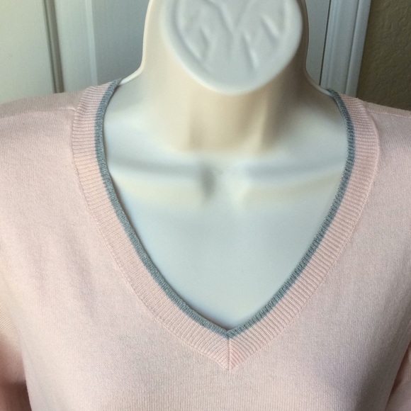 Light pink with gray trim sweater - Picture 2 of 4